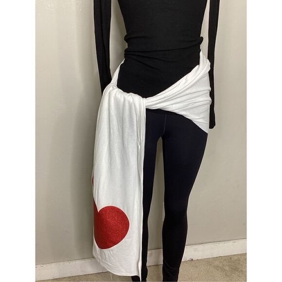 New. Wildfox heart Scarf. Retails $109 - Picture 5 of 7